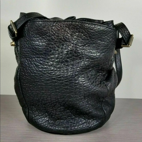 Alexander Wang Diego pebbled leather bucket bag - Picture 4 of 13